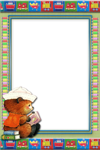 Маленький медвежонок читает книгу